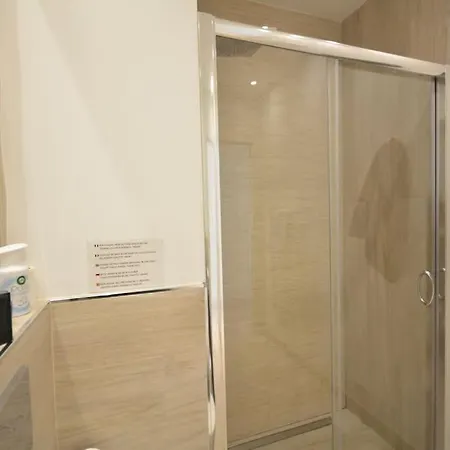 Carlton Avec Lit King Size Apartment *